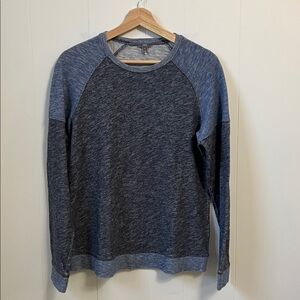 VINCE Long Raglan Sleeve Blue Gray Two Tone Colorblock Crewneck Baseball Tee M